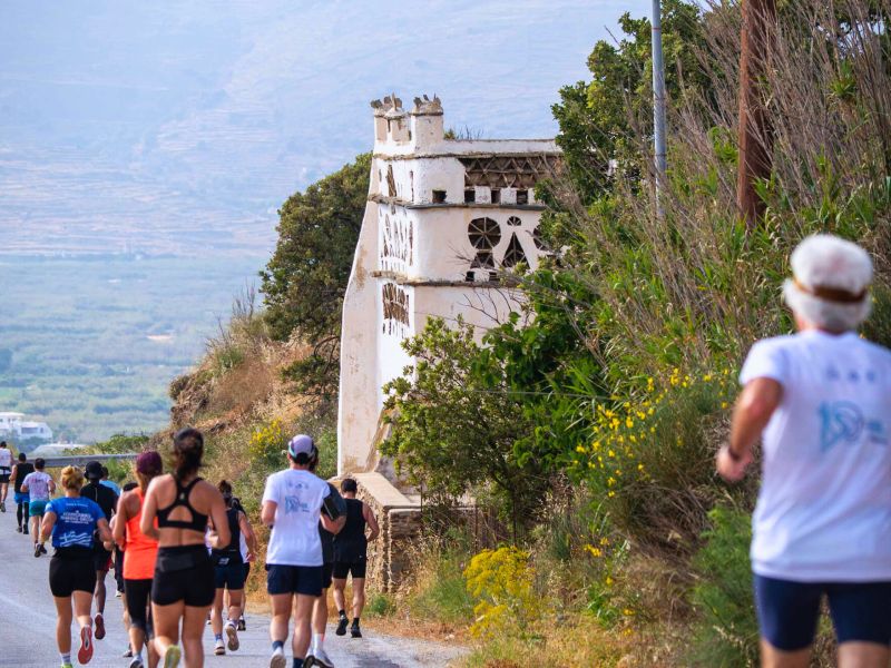 Tinos-run-half-marathon-start People competing in the Tinos Running Experience half marathon